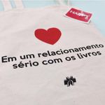 sacola tecido ecobag em um relacionamento sério com os livros coração vermelho sacola tecido ecobag em um relacionamento sério com os livros coração vermelho