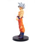 Dragon Ball Son Goku Instinto Superior Completo Creator x Creator -  Banpresto - Colecionáveis - Magazine Luiza