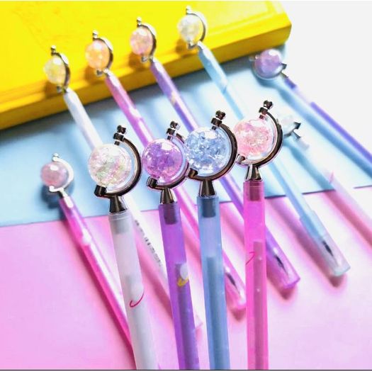 caneta esferogáfica planetas globo diversos modelos mania de sticker 12c caneta esferogáfica planetas globo diversos modelos mania de sticker 12c