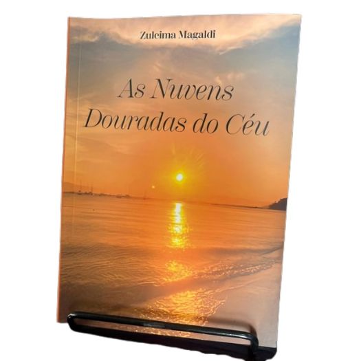as nuvens douradas do céu as nuvens douradas do céu