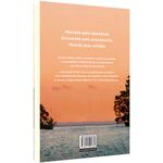 um lugar bem longe daqui